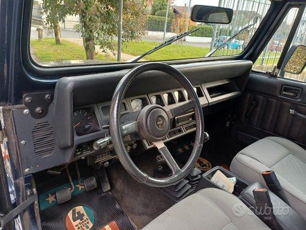 jeep wrangler 4.0 benzina