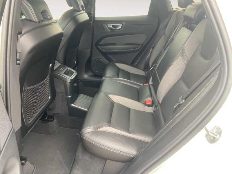 VOLVO XC60 2.0 t6 ReCha. Phev 6,4kW Plus Dark AwD AuTo