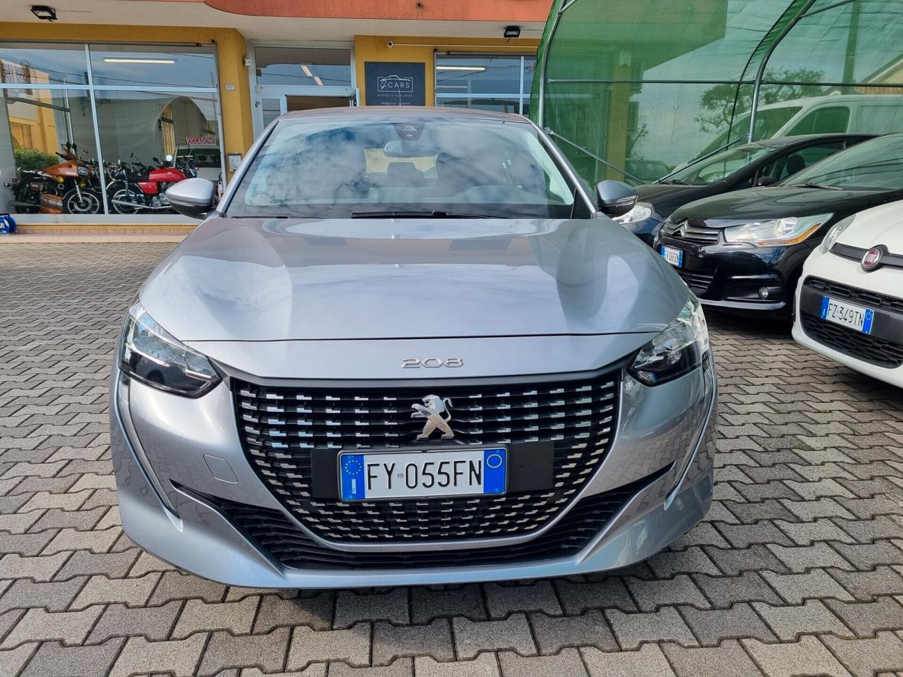 Peugeot 208 1.2 5 porte Active OK neopatentati