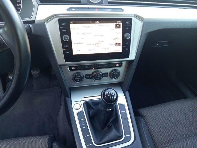 VOLKSWAGEN Passat Variant 1.6 TDI SCR Business BMT