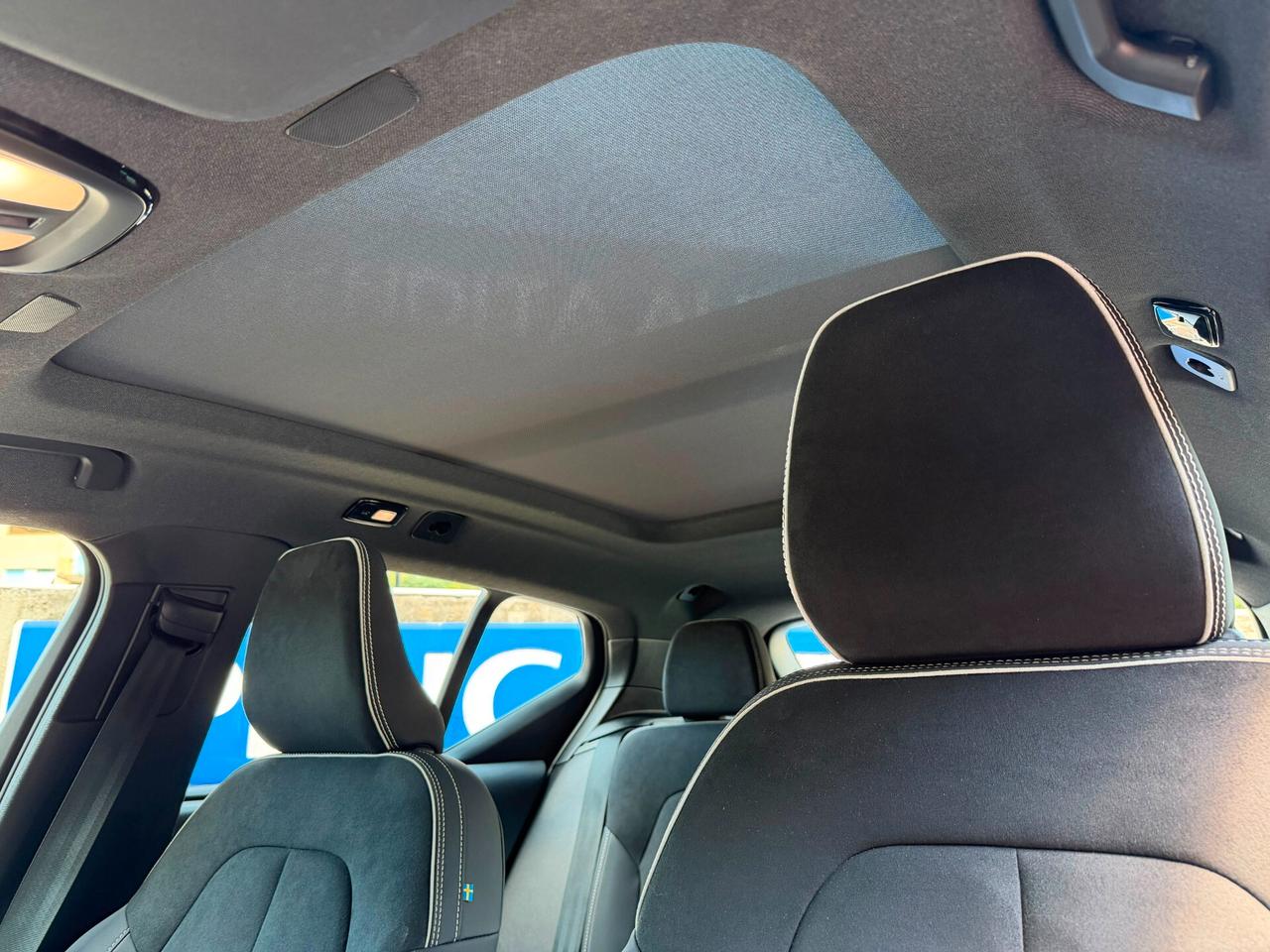 Volvo XC40 B3 automatico Plus Dark