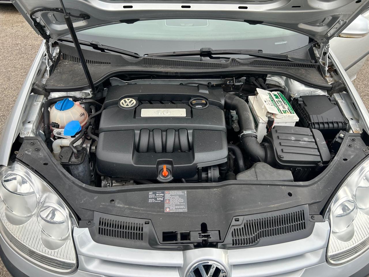 Volkswagen Golf 1.6 Benzina 99000km