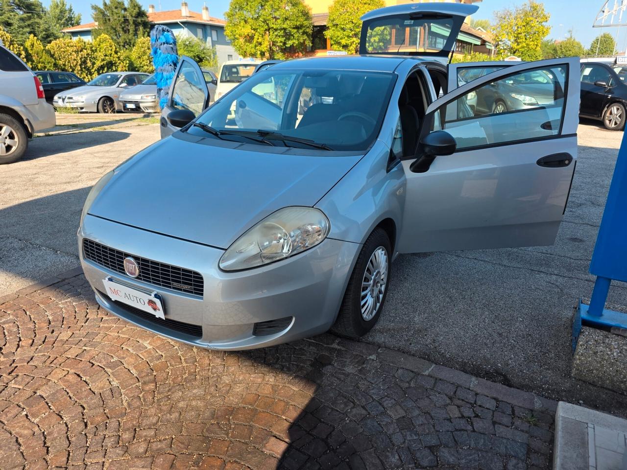Fiat Grande Punto 1.3 MJT 75 CV 5 porte con 229.000km Neopatentati ok