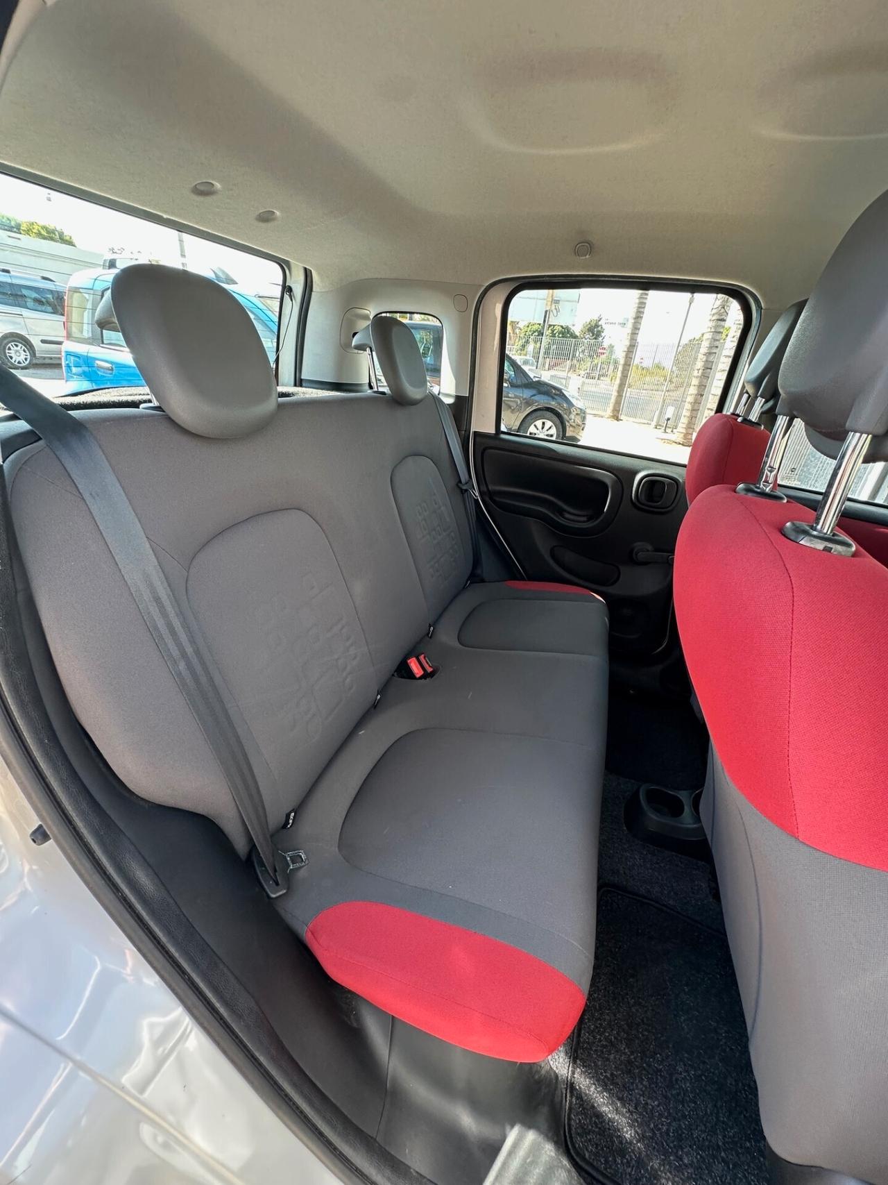 FIAT PANDA 1.2 BENZINA 2012 FULL OPTIONAL