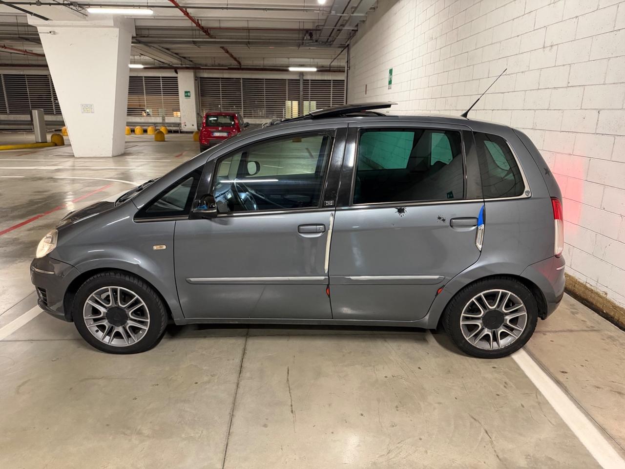 Lancia MUSA 1.4 16V Poltrona Frau