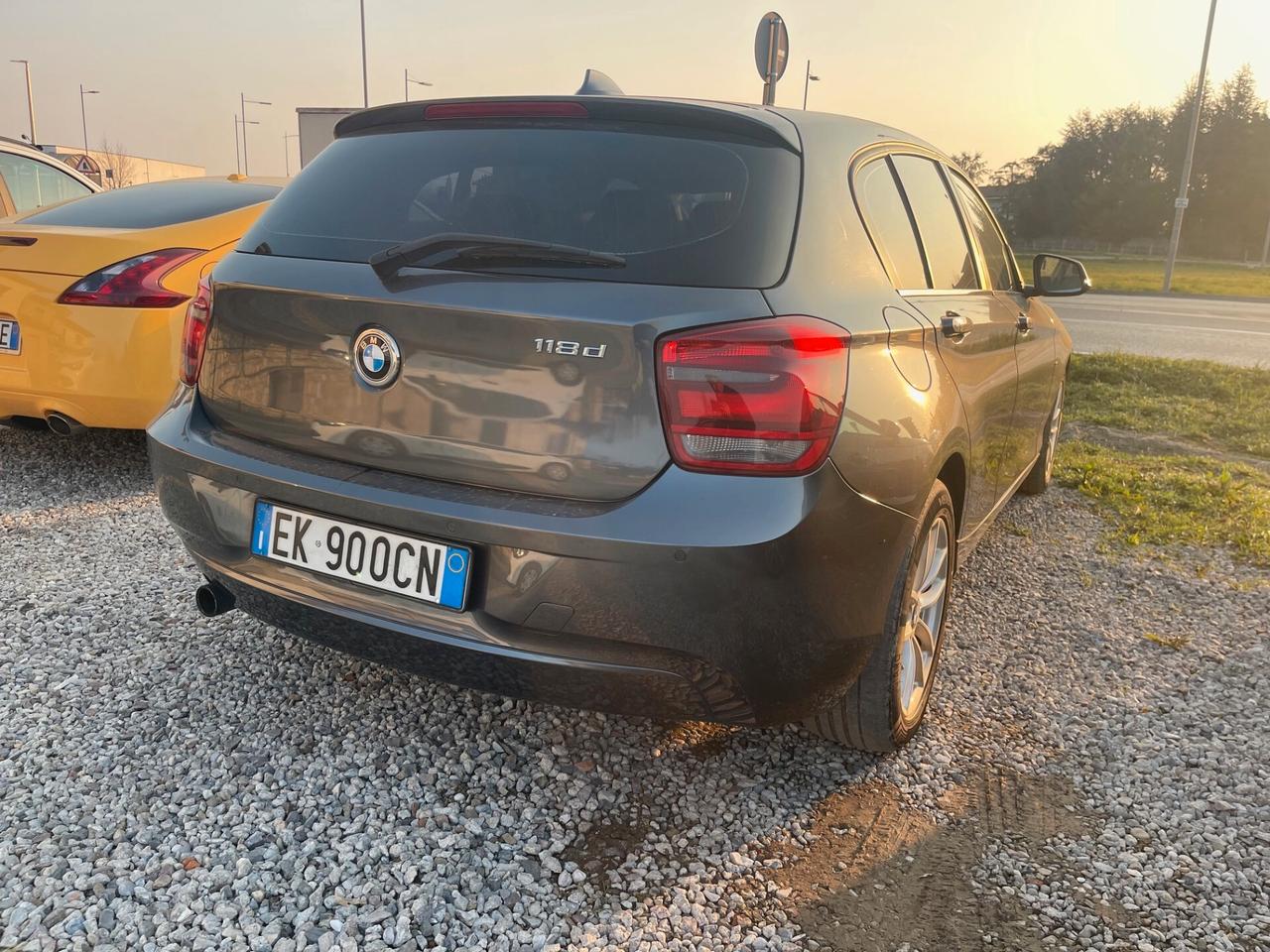 Bmw 118d 5 porte manuale