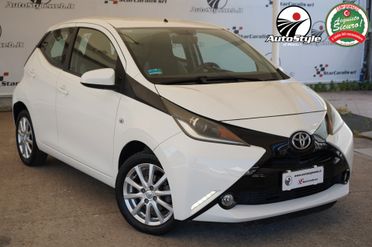 Toyota Aygo 1.0 VVT-i 69 CV 5 porte x-play