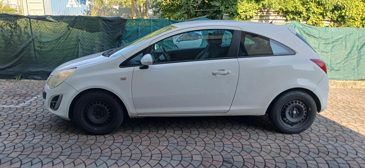 Opel Corsa GPL motore rotto