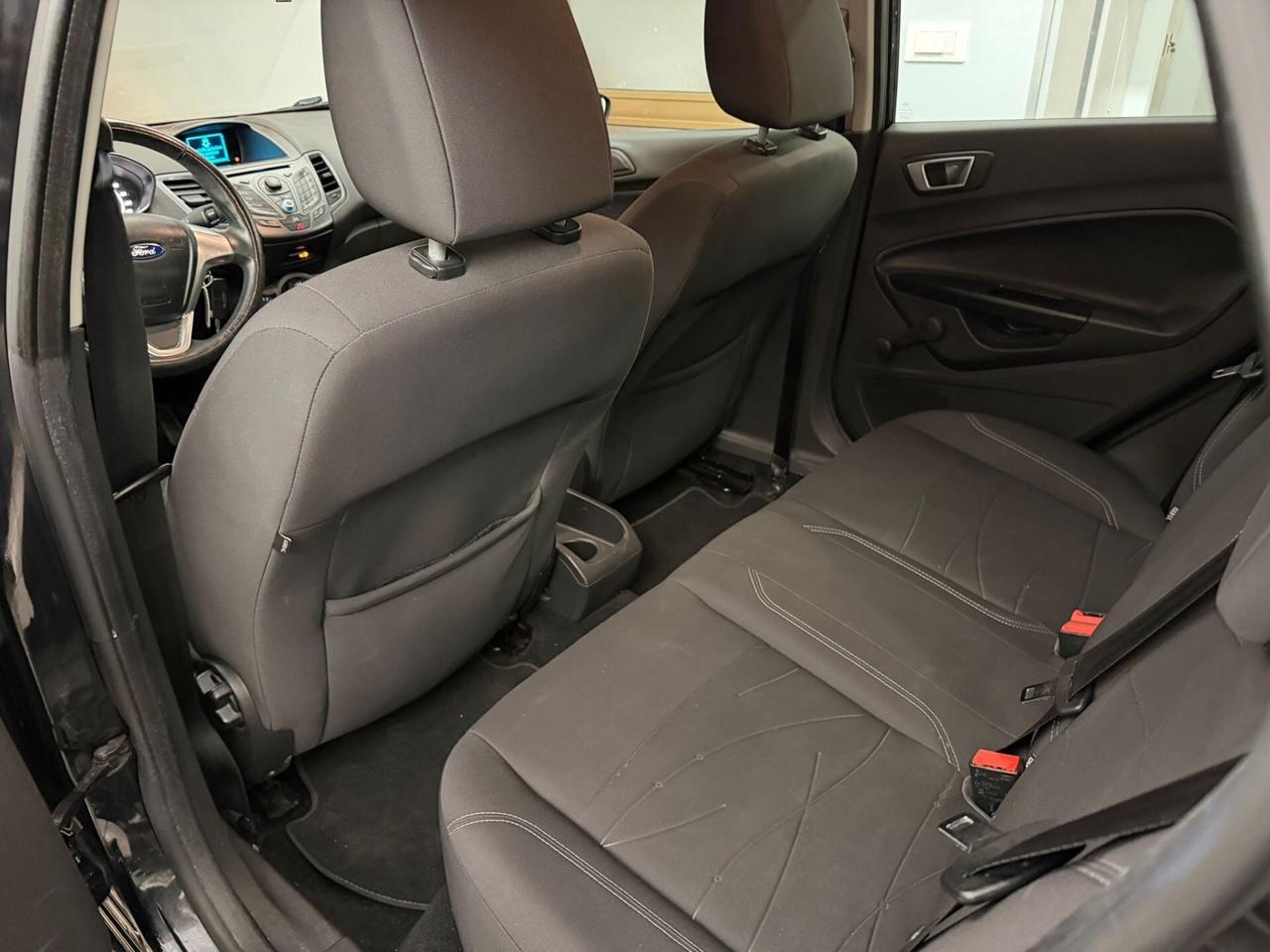 Ford Fiesta 1.5 TDCi 75CV 5 porte Titanium