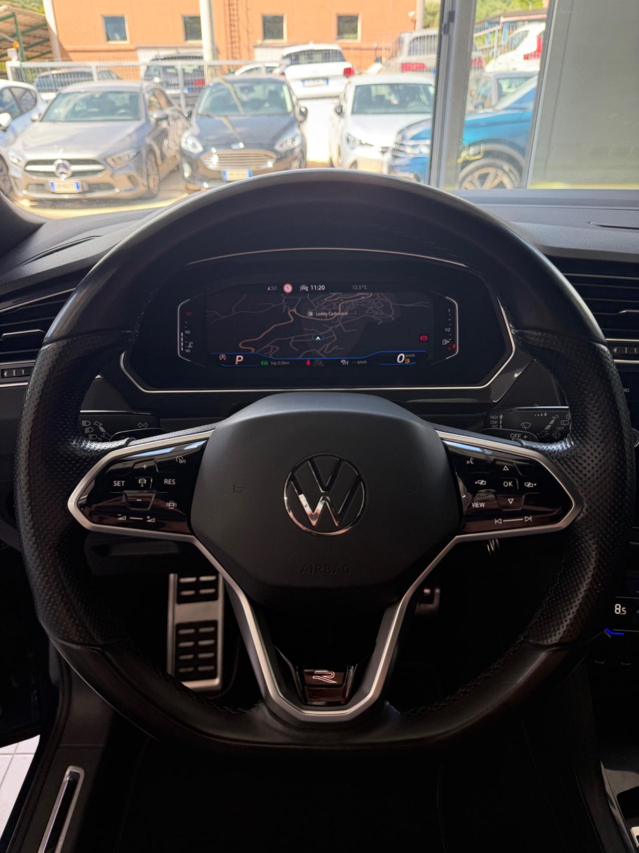 VW Tiguan 2.0 TDI 150 CV SCR DSG R-Line FINANZIABILE