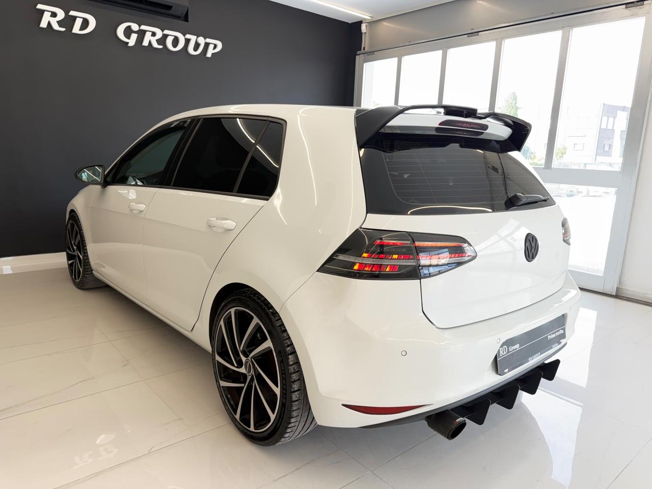 Volkswagen Golf 7 1.6 TDI 5p 90CV Kit GTI
