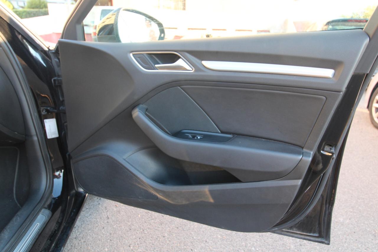 Audi A3 SPB 2.0 S LINE