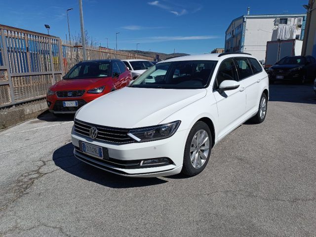 VOLKSWAGEN Passat Variant 1.6 TDI DSG Comfortline BlueMotion Tech.