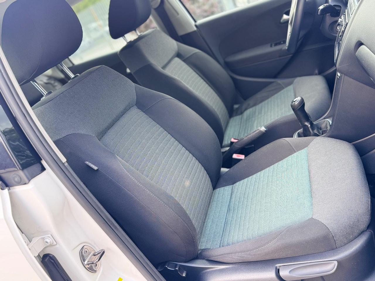 VW Polo 1.2 Benzina 70cv 99.000km - Neopatentati