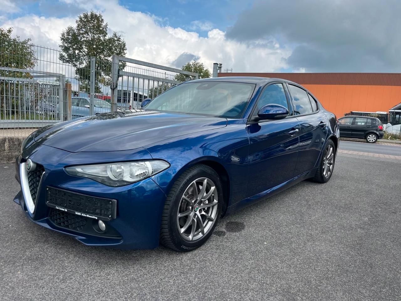 Alfa Romeo Giulia 2.0 Turbo 200 CV AT8 Super