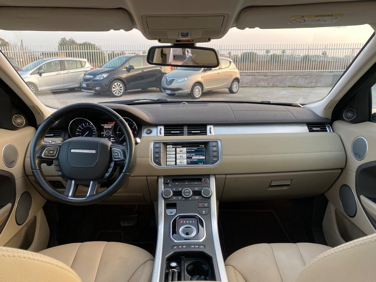 Land Rover Range Evoque 2.2 TD4 5p. Prestige