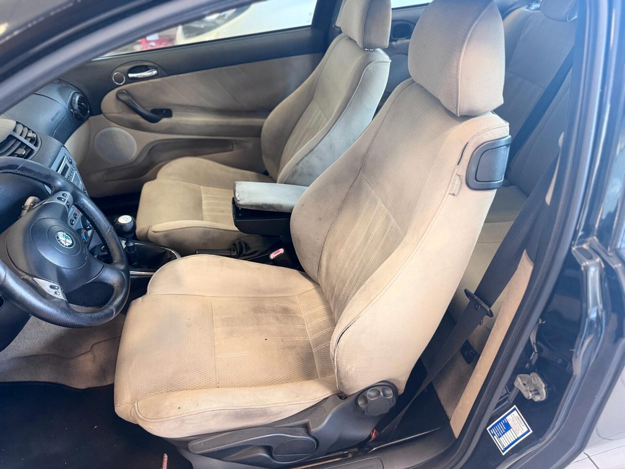 Alfa Romeo 147 1.9 JTD M-JET 16V 3 porte Exclusive