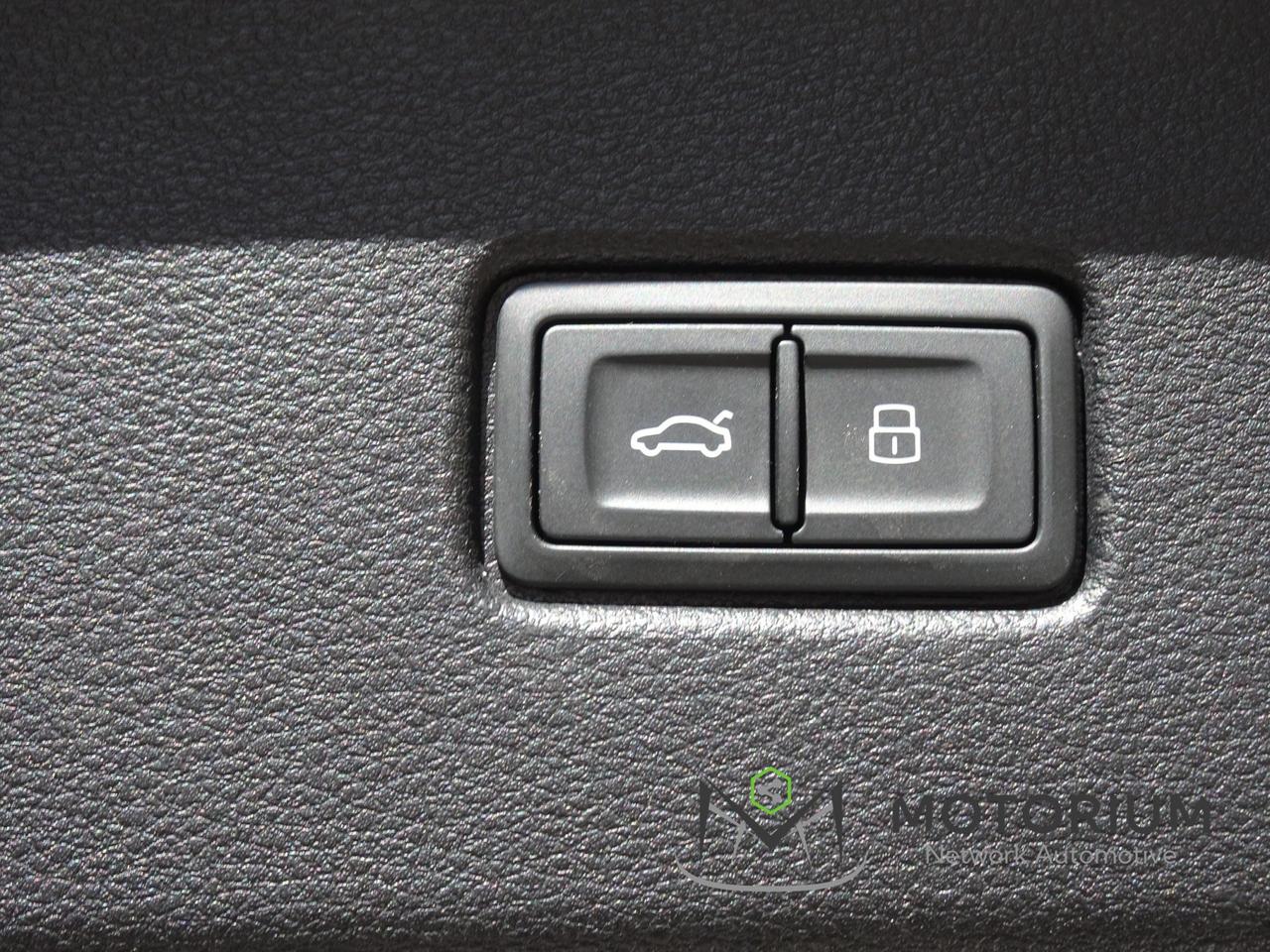 Audi Q5 40TDI 204CV S tronic S line - PARI AL NUOVO-