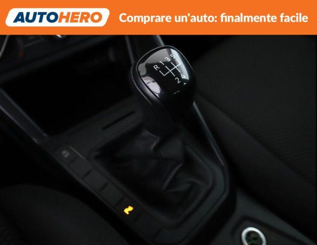 VOLKSWAGEN Polo 1.0