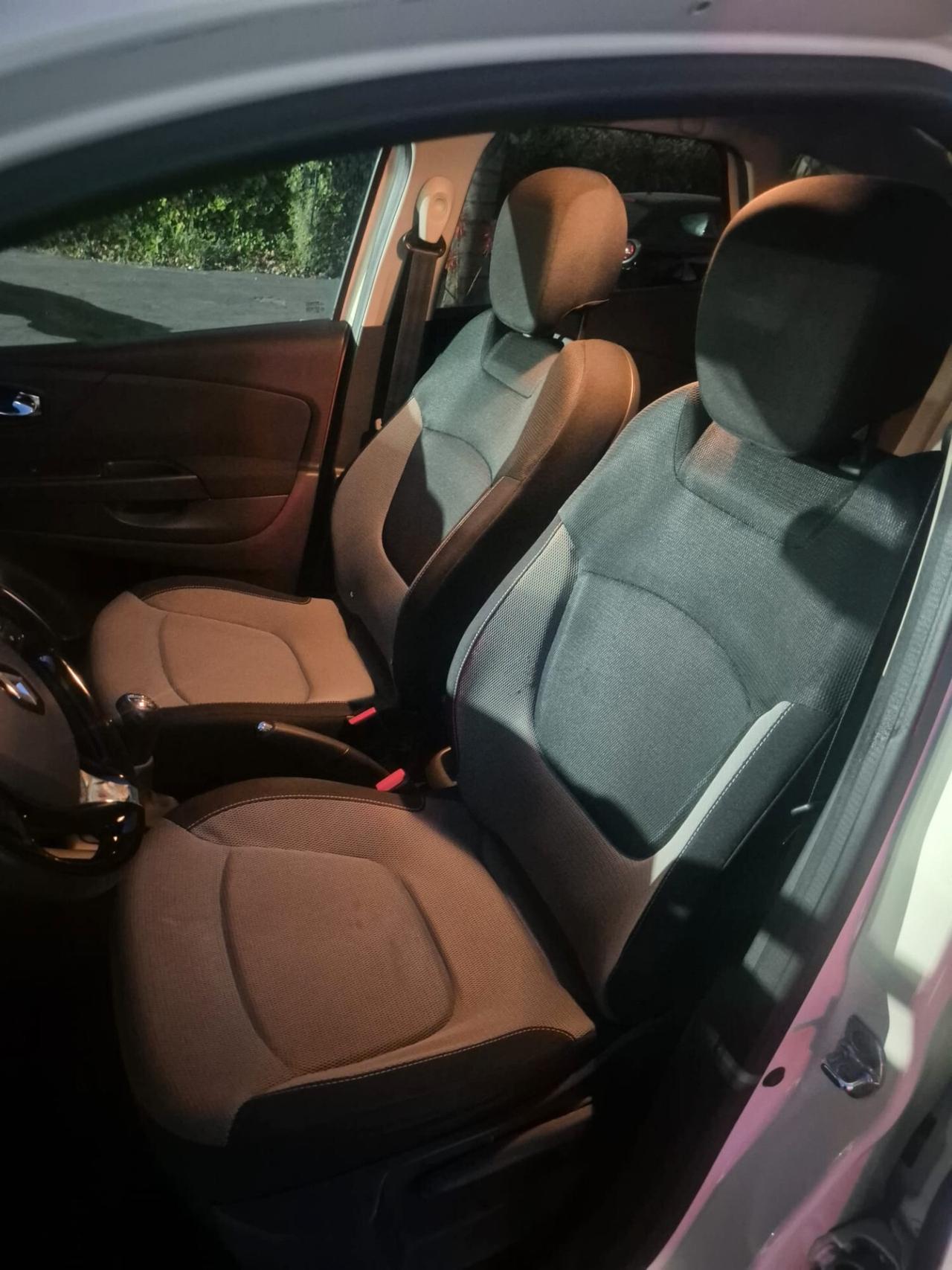 Renault Captur 1.5 dCi 8V 90 CV EDC Energy R-Link
