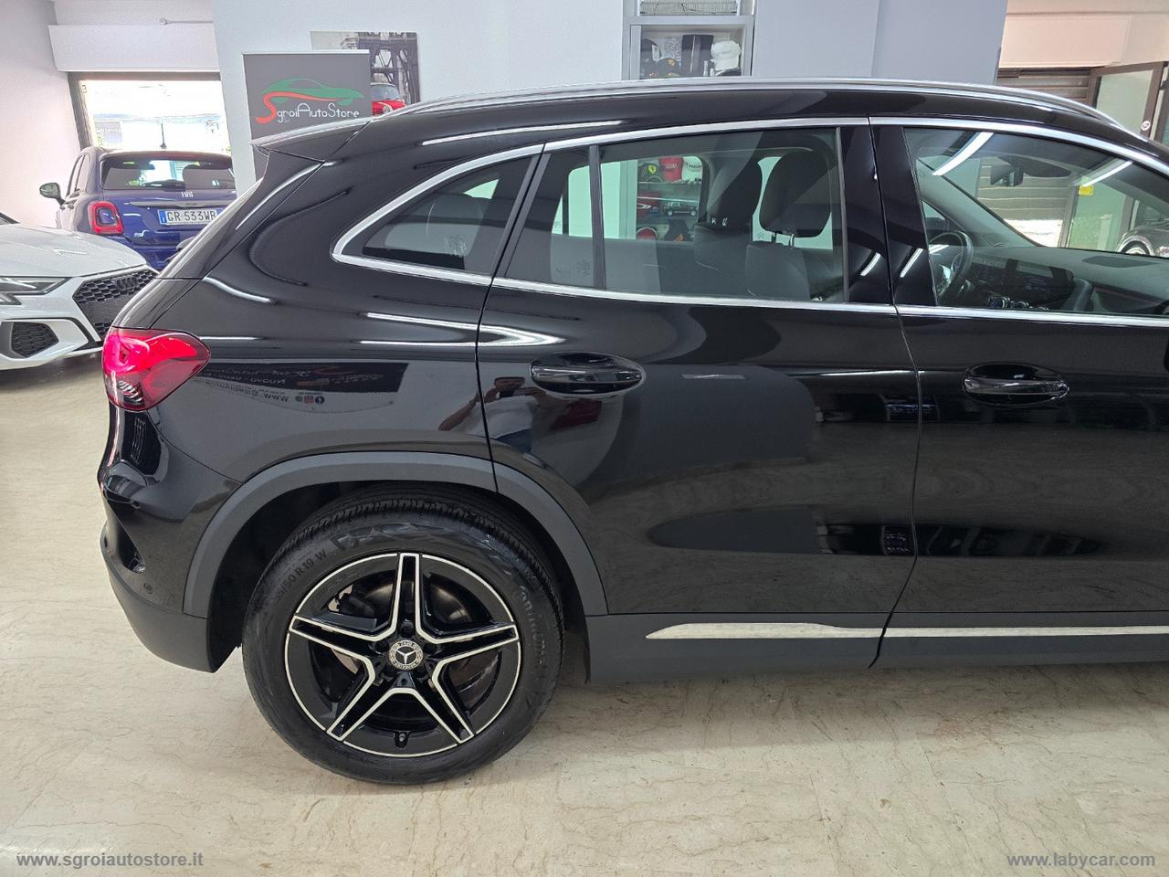 MERCEDES-BENZ GLA 200 d Automatic Premium