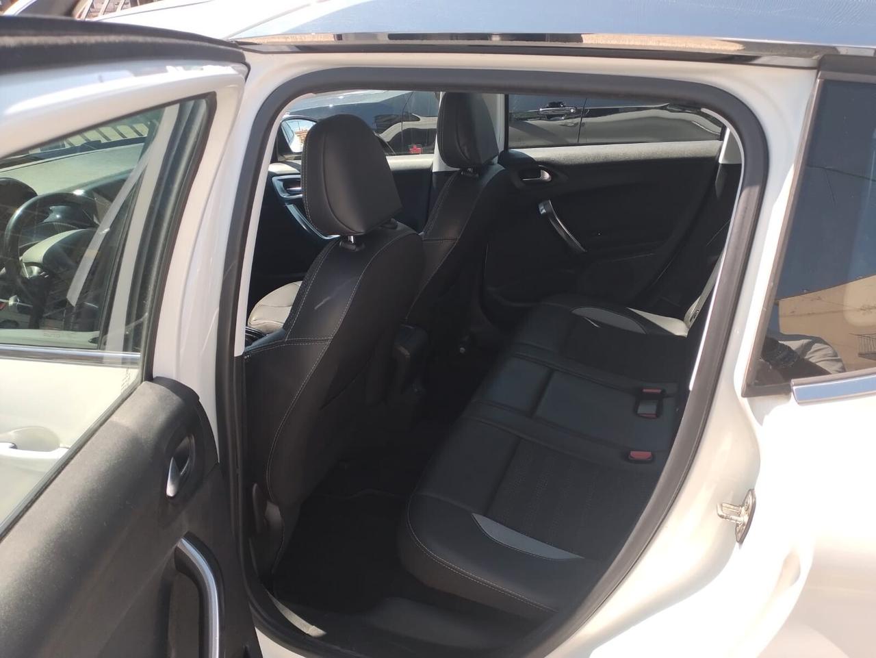Peugeot 2008 PureTech Turbo 110 S&S Allure