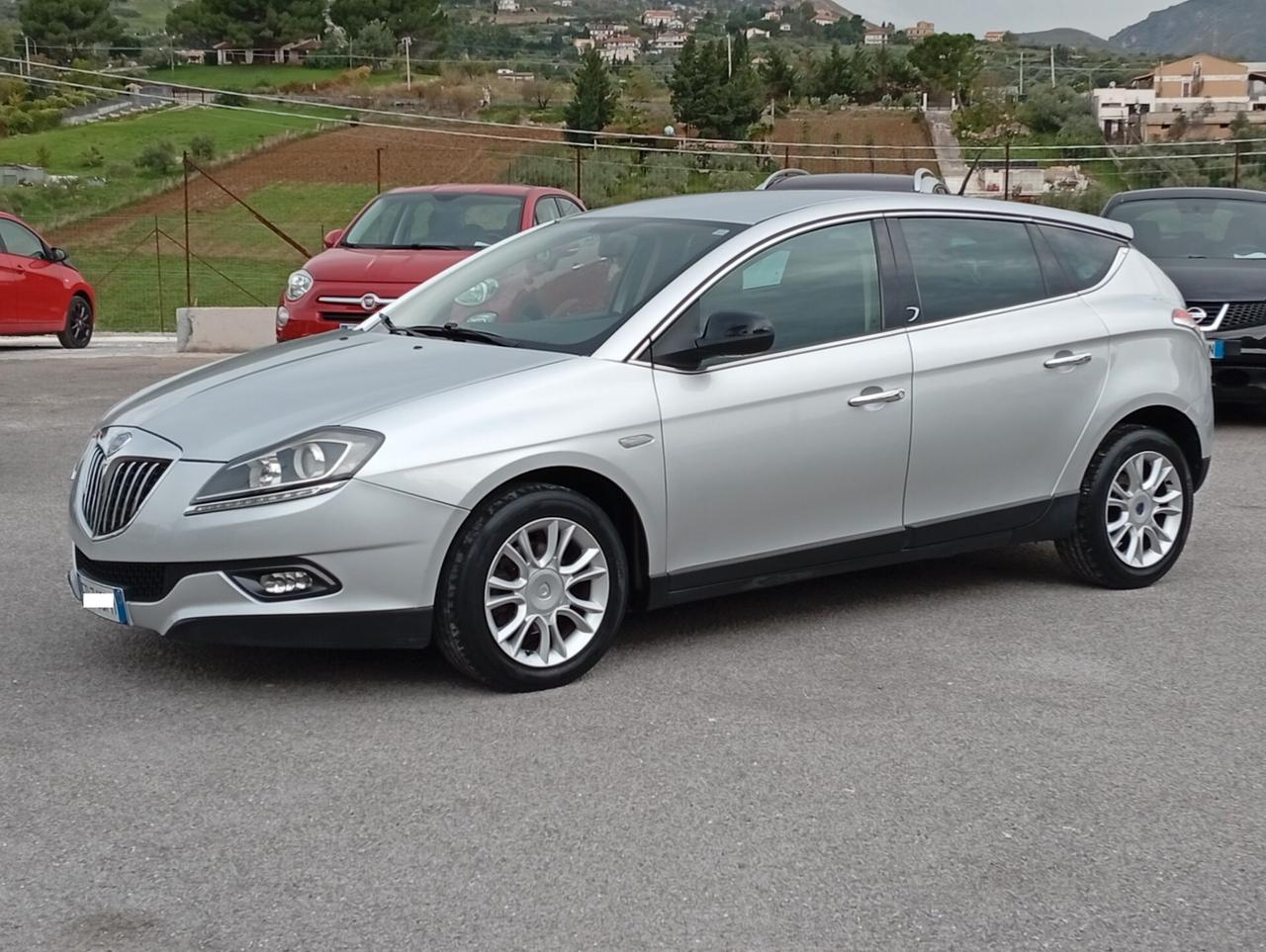 Lancia Delta 1.6 MJT DPF Platino