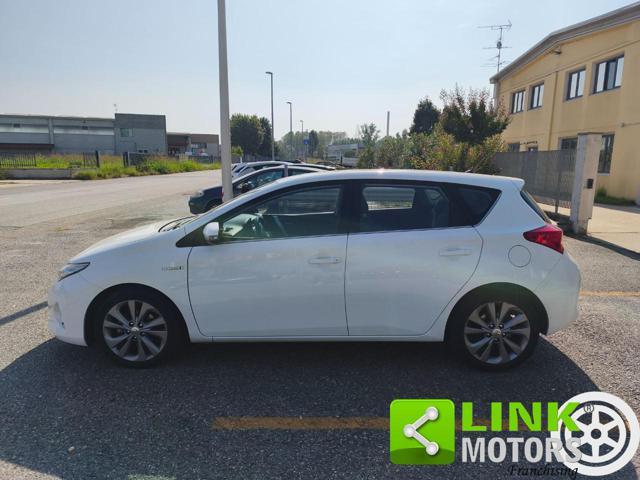 TOYOTA Auris 1.8 Hybrid Lounge