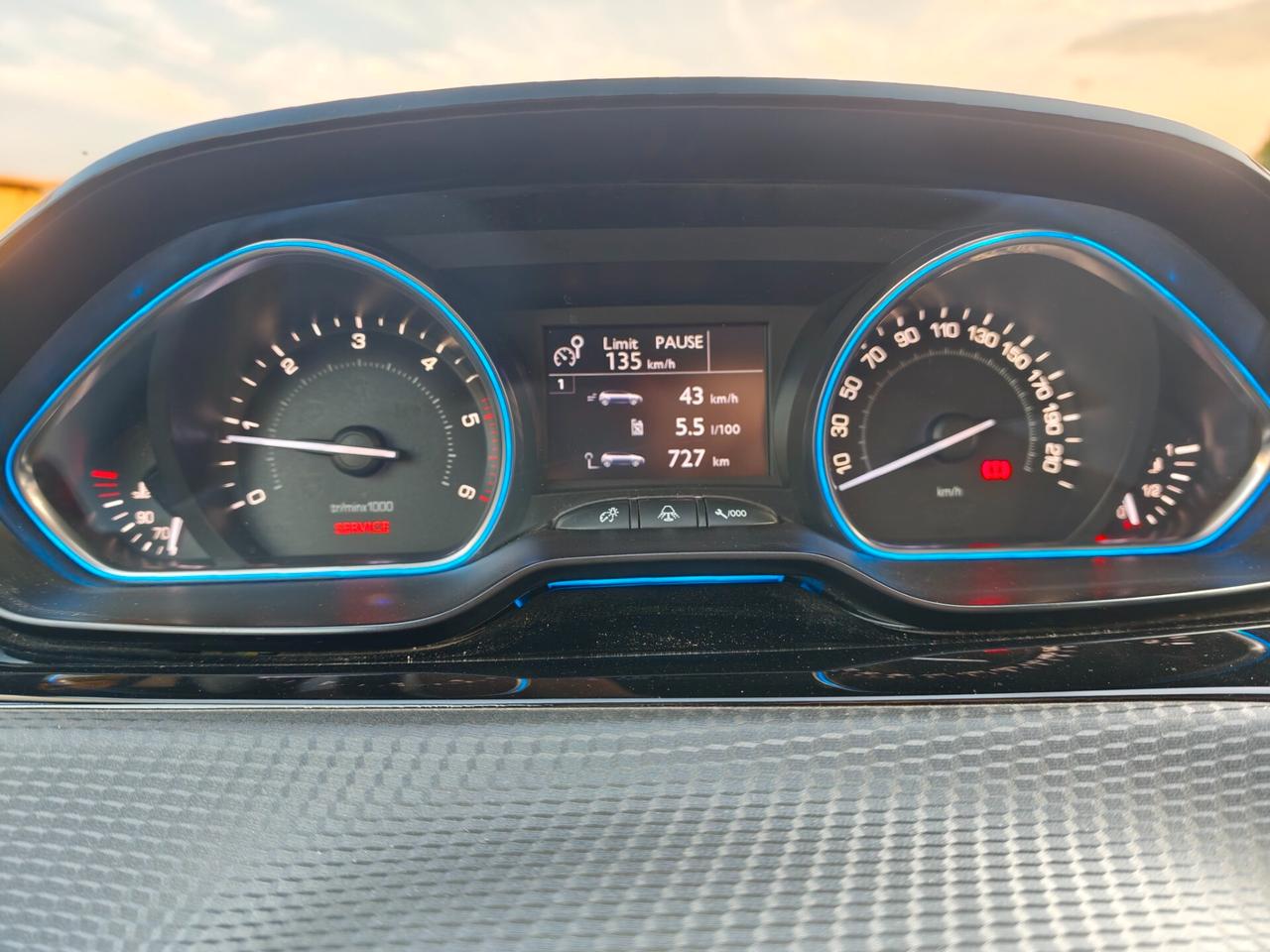 Peugeot 2008 1.6 e-HDi 115 CV Stop&Start Allure
