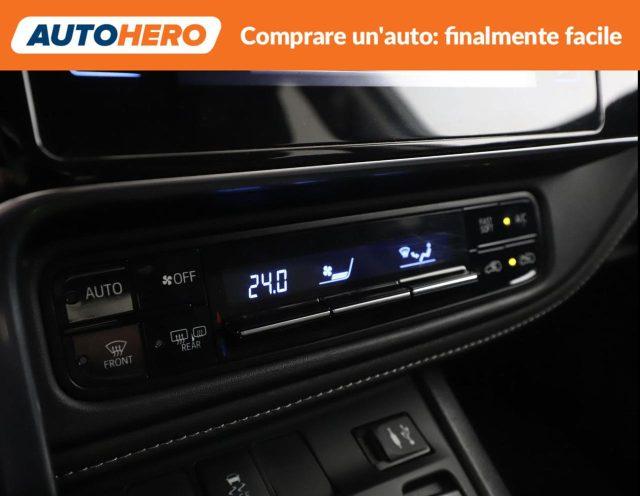 TOYOTA Auris Touring Sports 1.8 Hybrid Black Edition