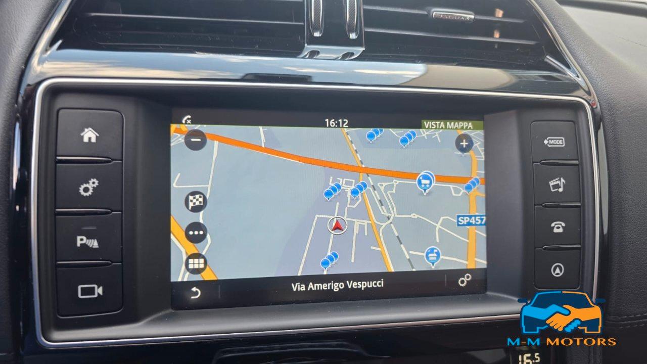 Jaguar F-Pace 2.0d i4 Portfolio awd 240cv auto my18