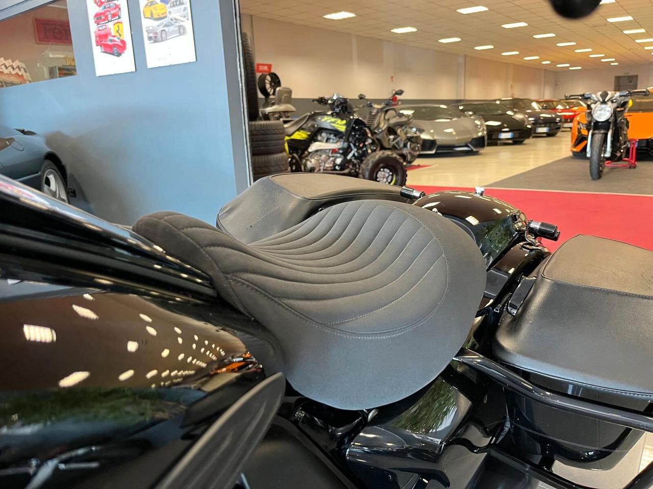 Harley-davidson FLHR Road King Special