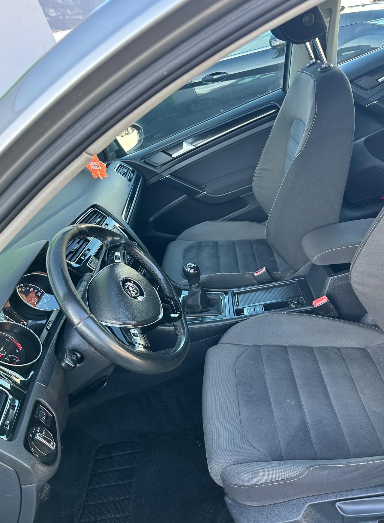 Volkswagen Golf 2.0 TDI 5p. Highline BlueMotion Technology