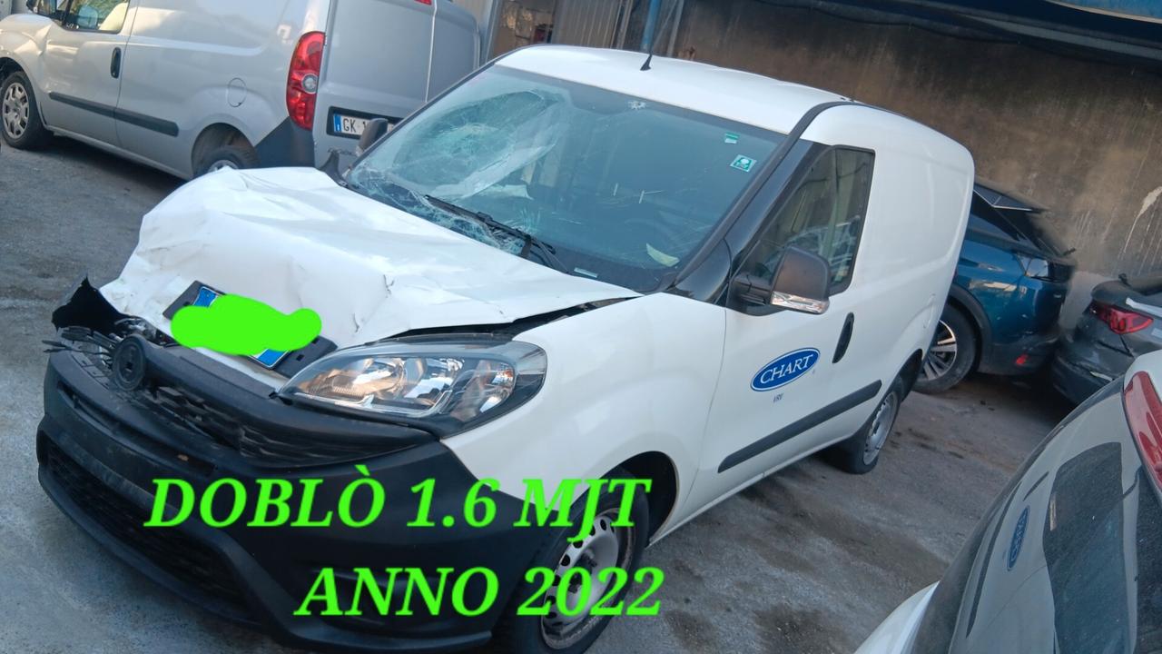 Fiat Doblo incidentata sinistrata mondialcars 022