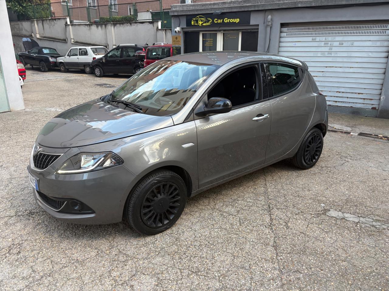 Lancia Ypsilon 1.0 FireFly 5 porte S&S Hybrid Gold