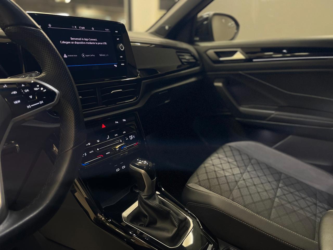 Volkswagen T-Roc 2.0 TDI SCR 150 CV DSG R-Line