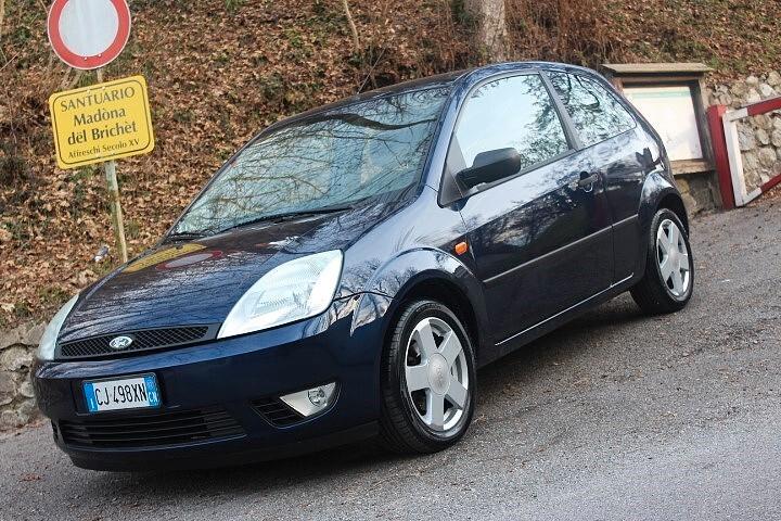 Ford Fiesta 1.2ie Zetec estetica da vetrina tagliandi documentati in Ford
