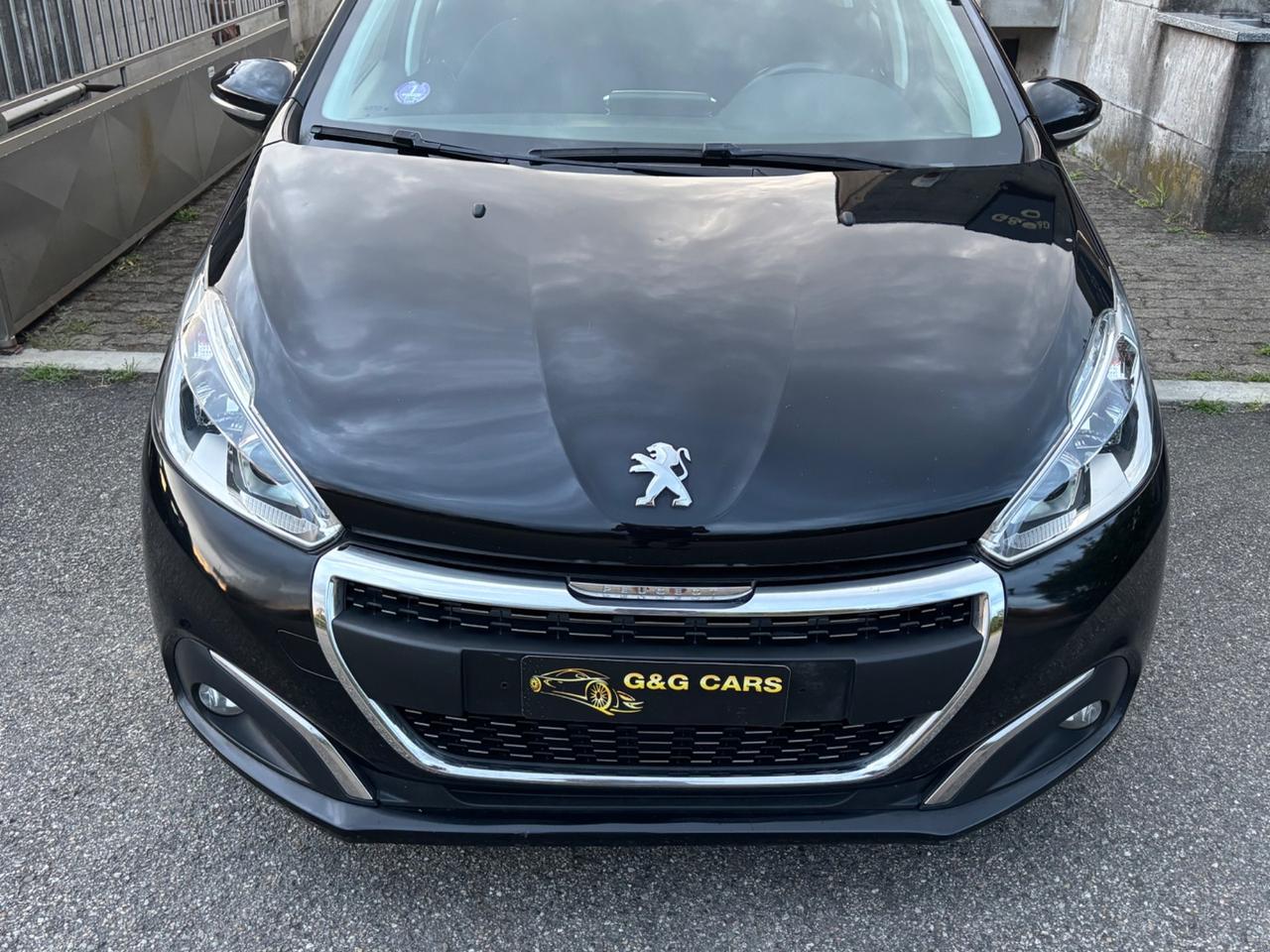 Peugeot 208 PureTech 82 5 porte Allure