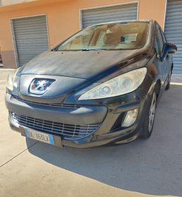 Peugeot 308 1.6 HDi 110CV 5p. Féline (5 Marce)