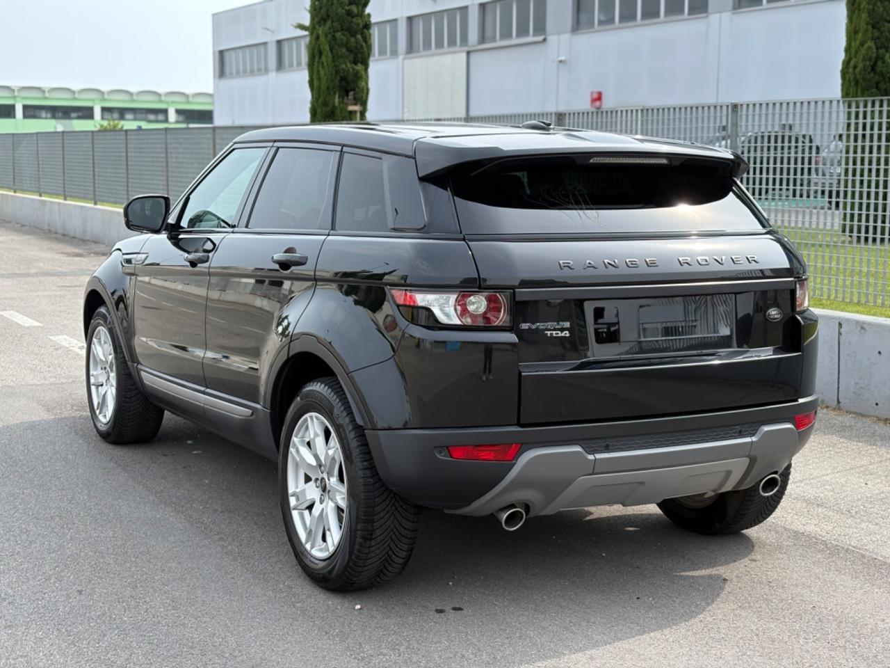 Land Rover Range Evoque 2.2 TD4 5p. Dynamic
