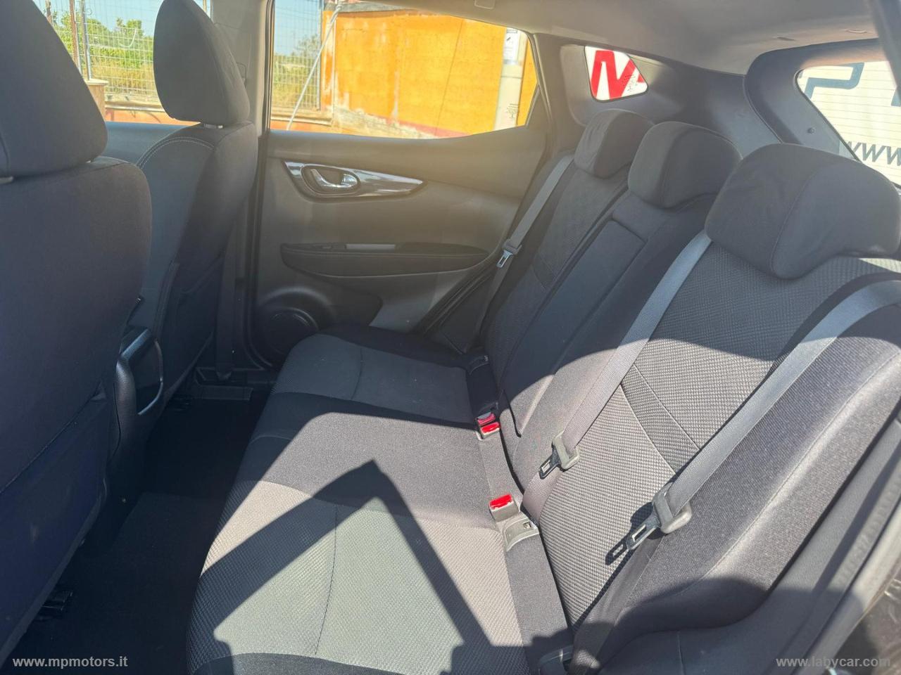 NISSAN QASHQAI BUSINESS 1.6 DCI 131CV
