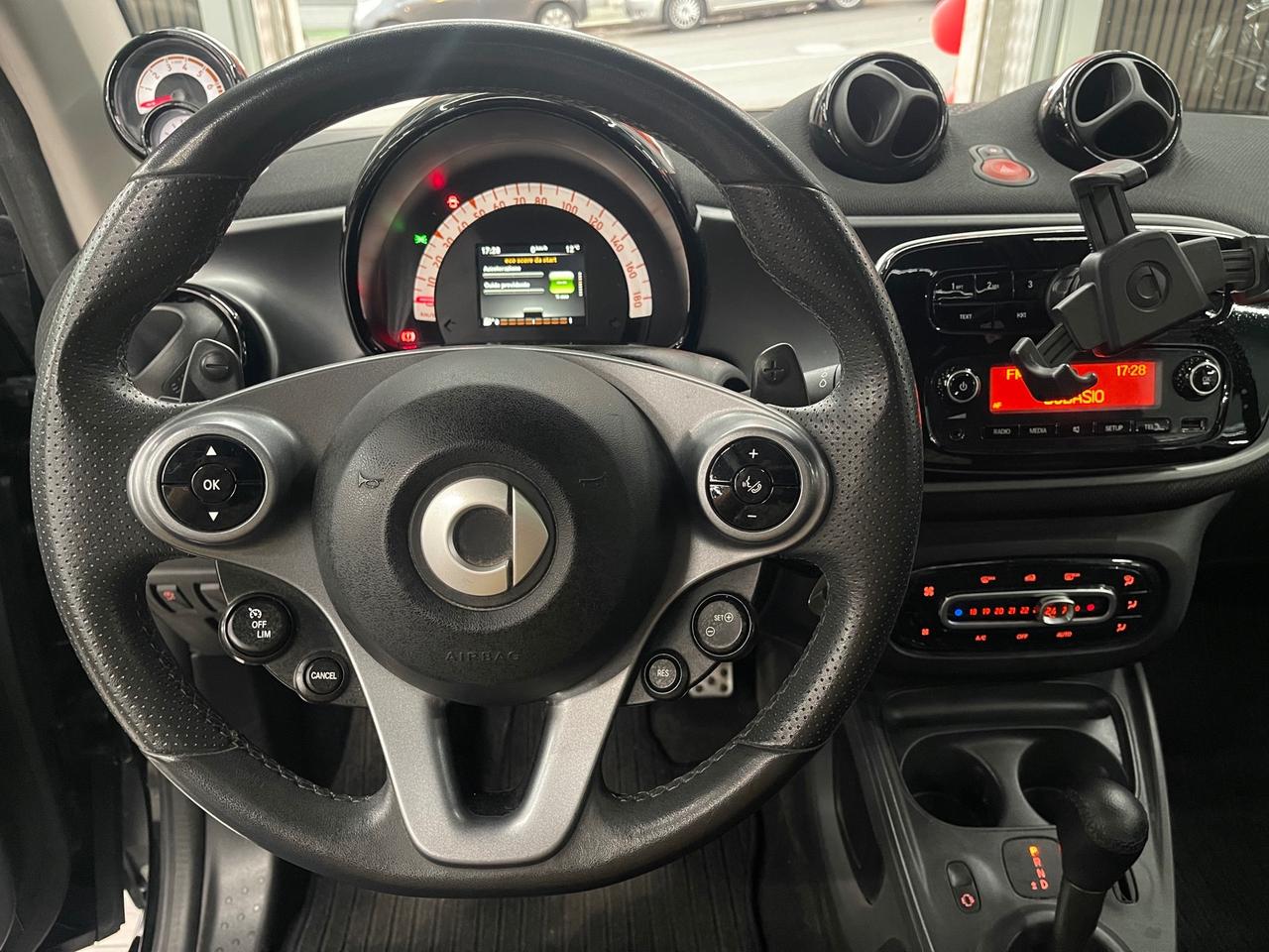 Smart ForTwo 90 0.9 Turbo Passion Super Passion VETTURA AZIENDALE KM TAGLIANDI CERTIFICATI!