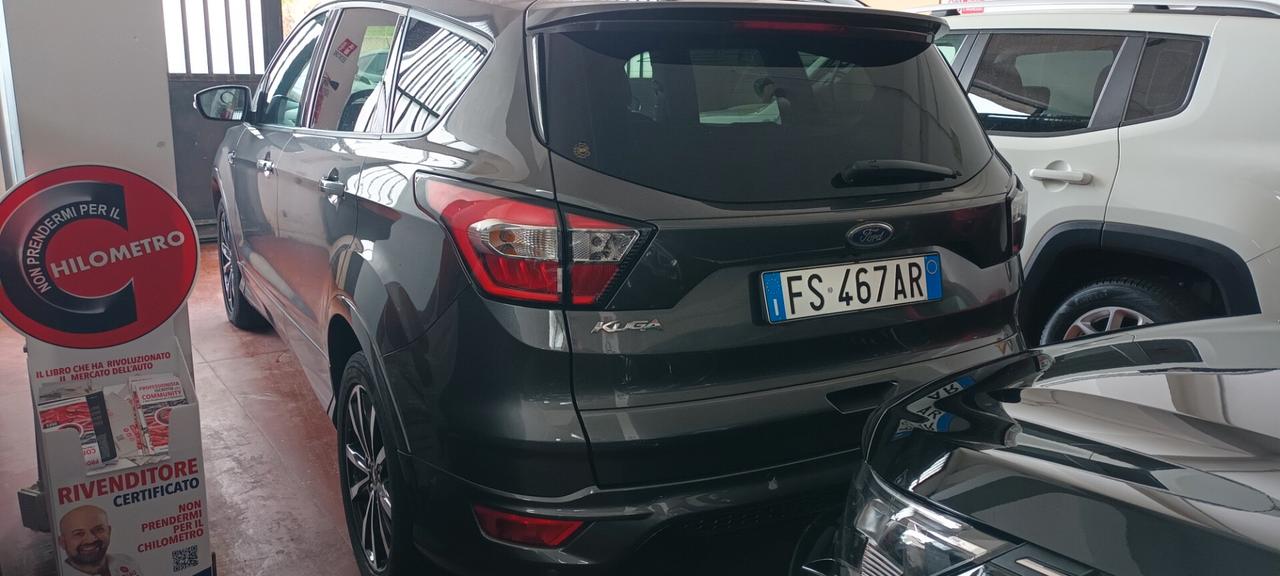 Ford Kuga 1.5 EcoBoost 120 CV S&S 2WD ST-Line