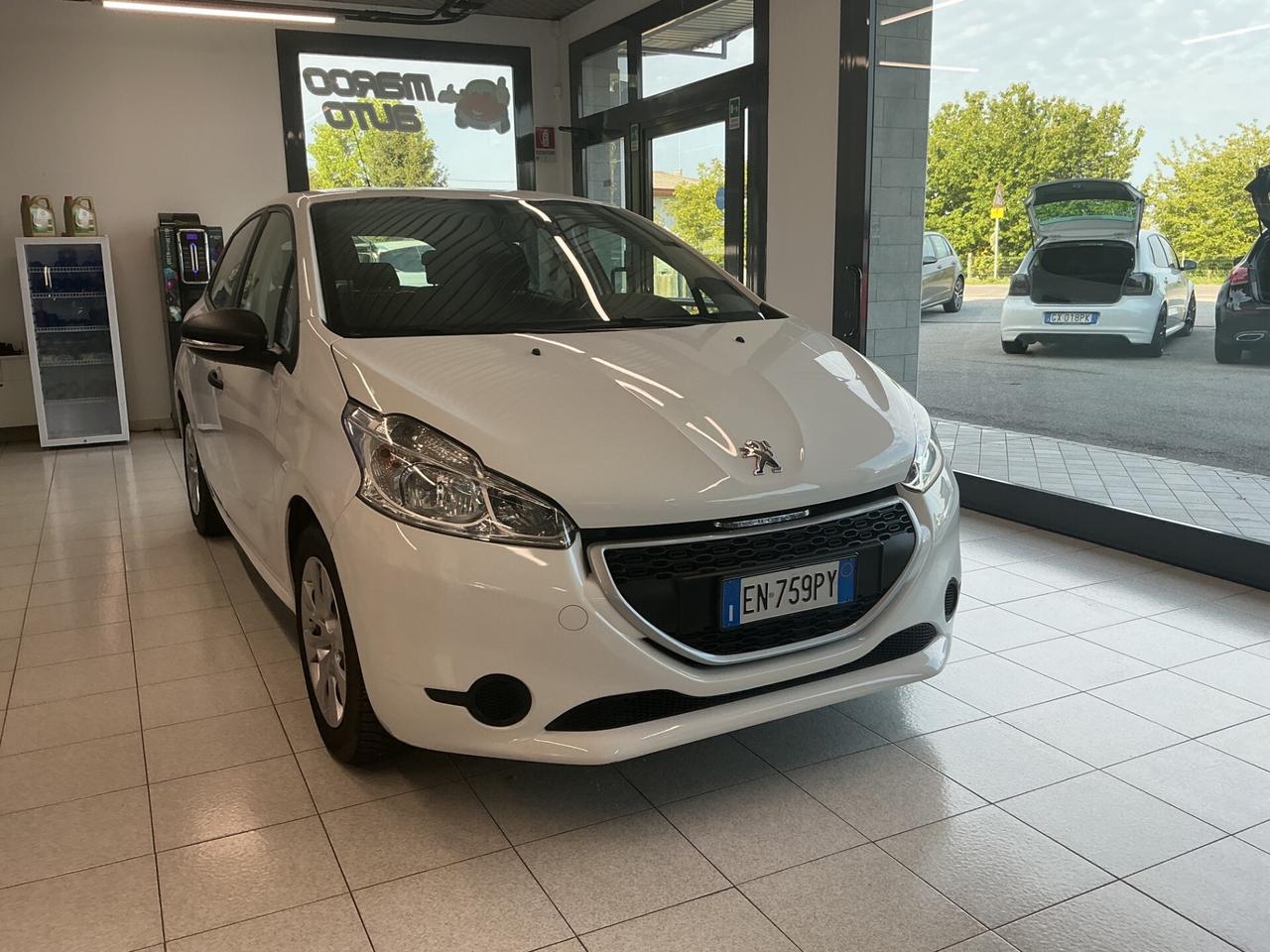 Peugeot 208 1.2 VTi 82 CV 5 porte Active