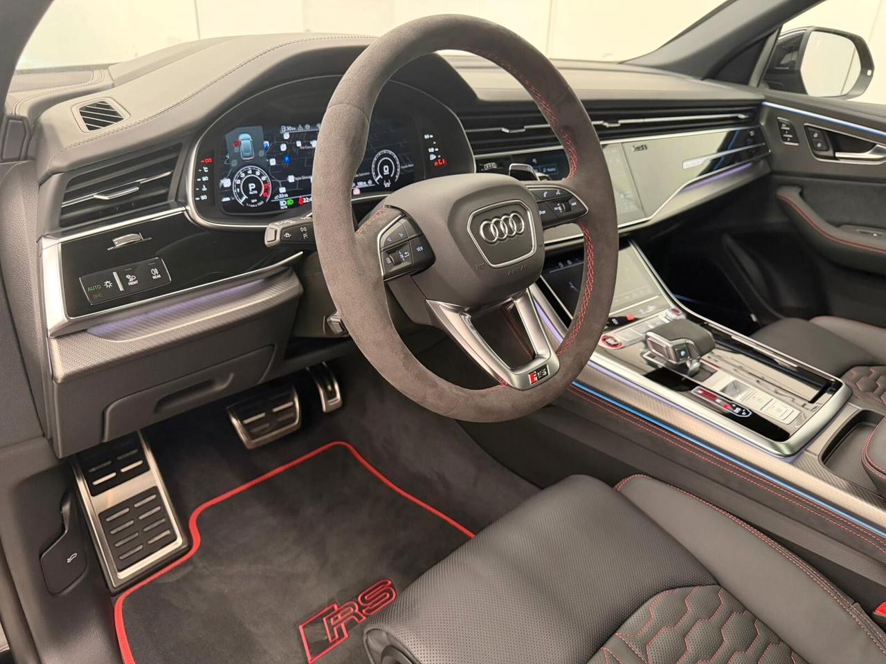 Audi RS Q8 PERFORMANCE
