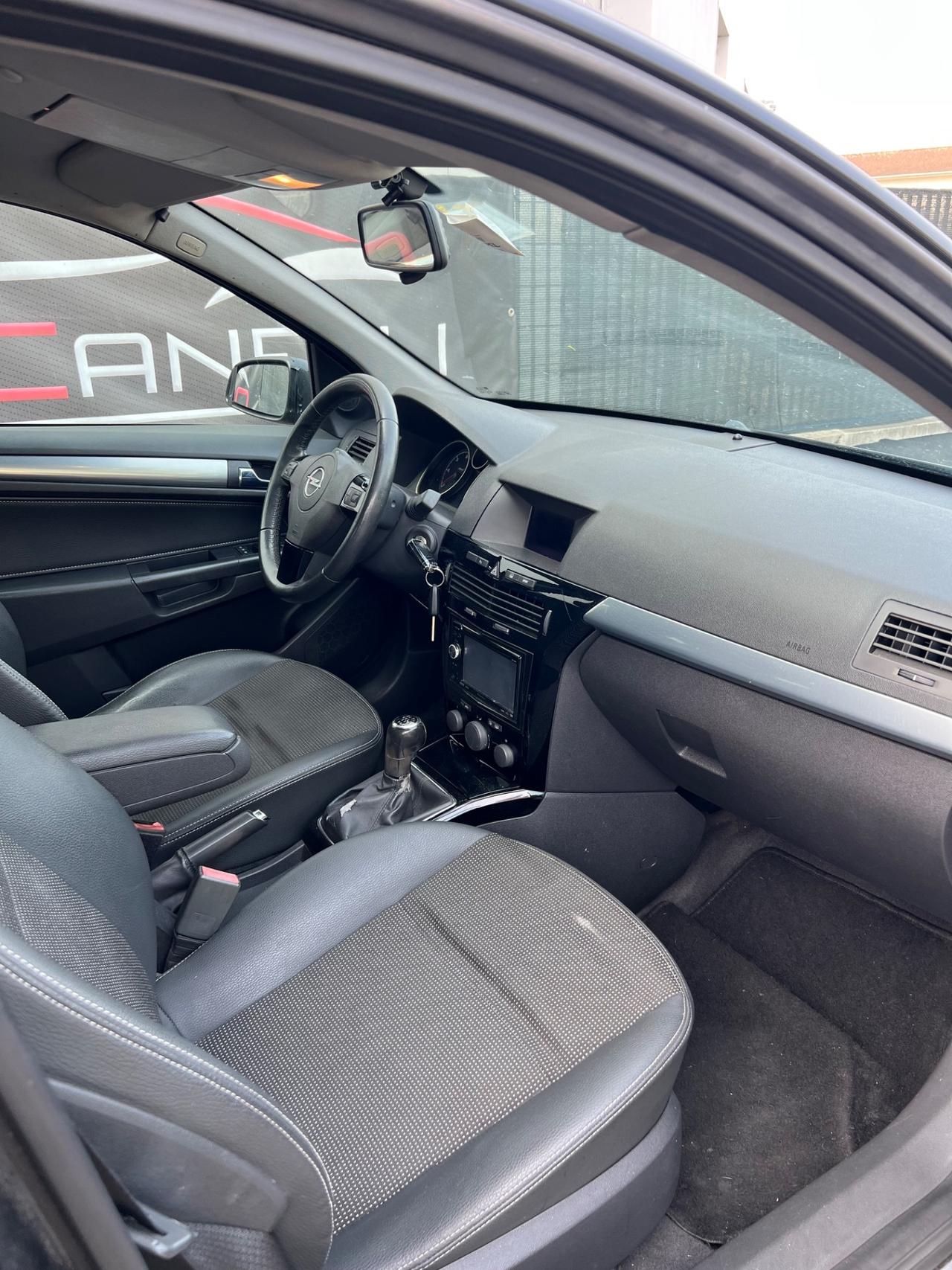 Opel Astra 1.7 CDTI 125CV 5 porte Cosmo OCCASIONE 145k