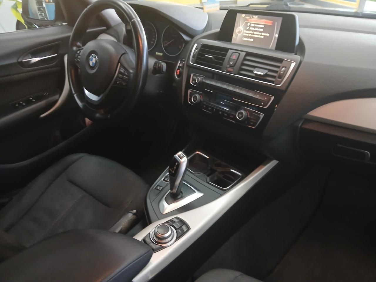 Bmw 120d 5p. Sport automatico xenon full