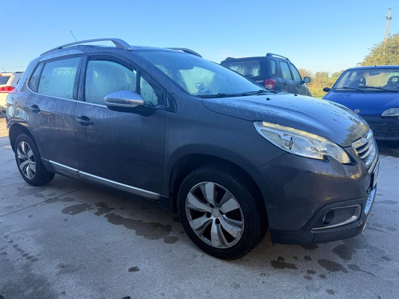 Peugeot 2008 PureTech 82CV Allure