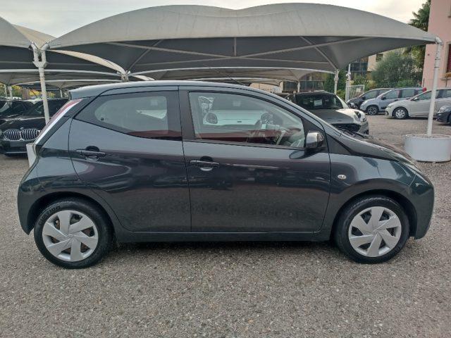 TOYOTA Aygo 1.0 VVT-i 72 CV 5 porte x-play