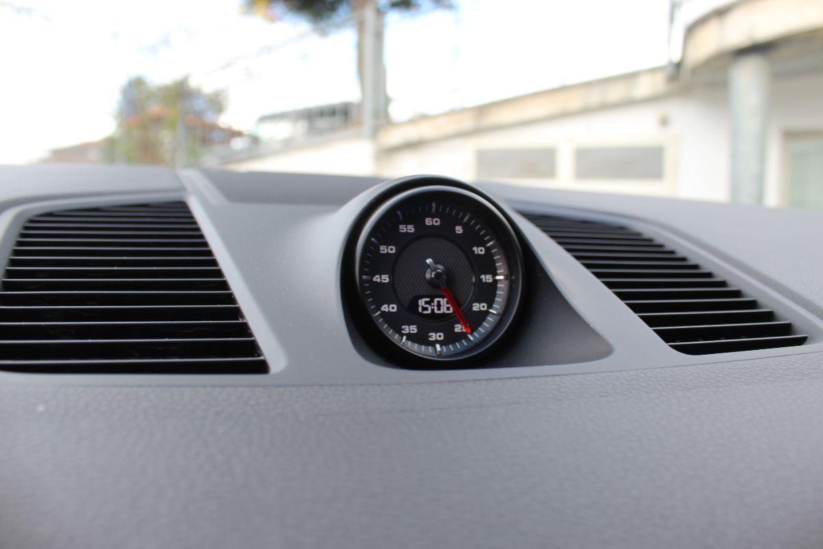 PORSCHE - Cayenne Coupe'